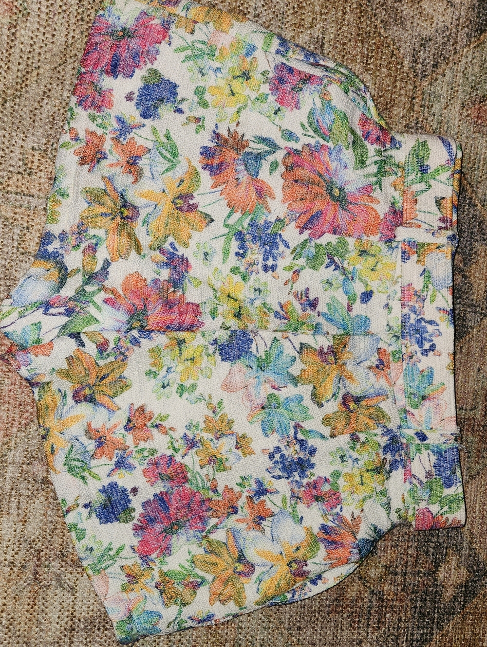 Lavender Brown Floral Tweed Short Size Medium - Picture 8 of 17